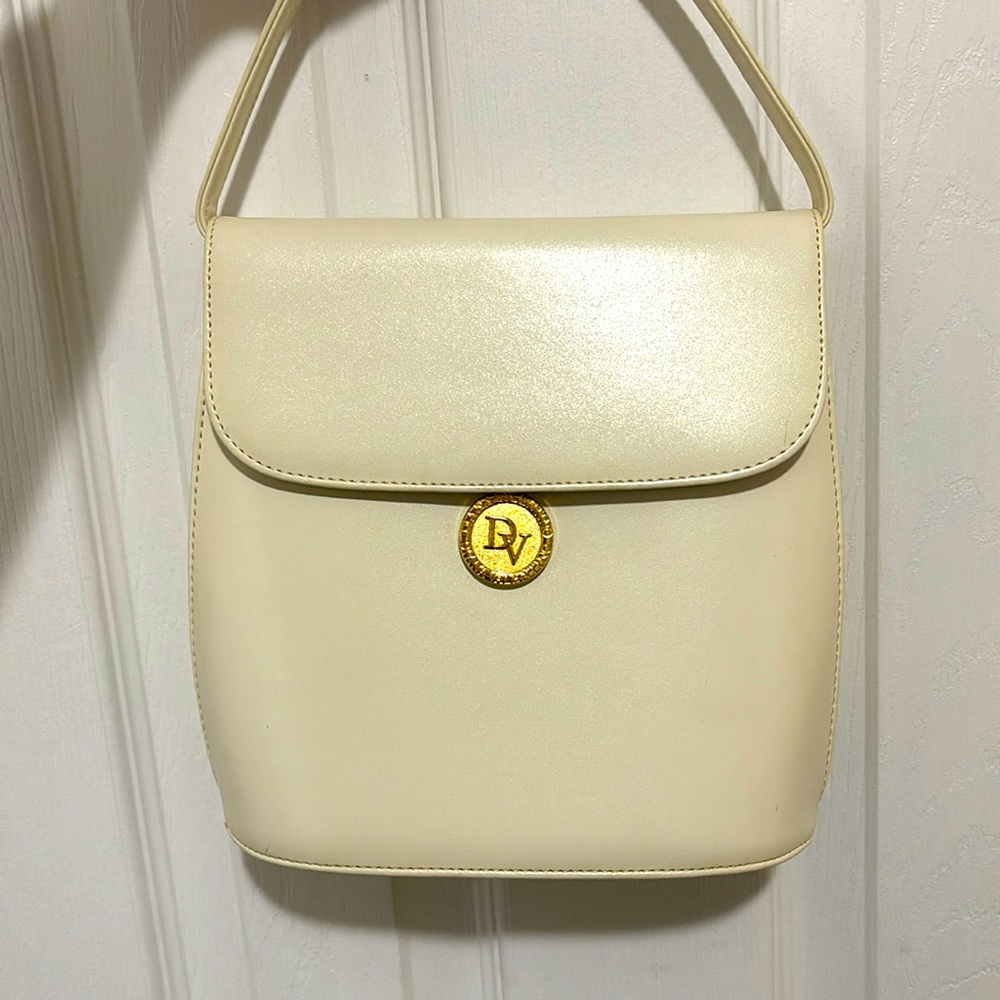 NWOT Diana Valentino hand bag/cross body bag 2 in 1